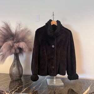 Maralyce Ferree of Scarborough, Maine Jacket / Sweater Vintage in Black